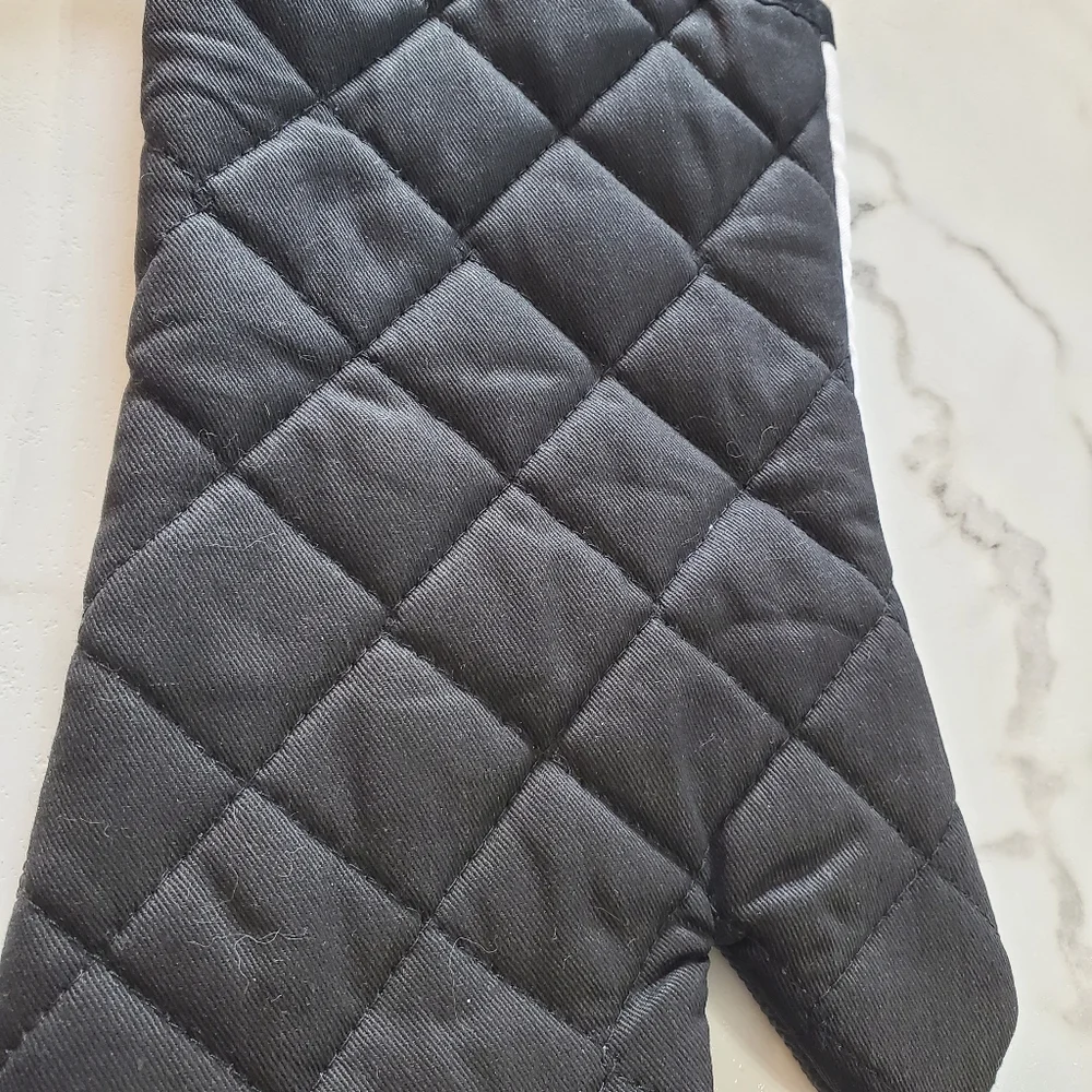 GRILLIN' WITH THE homies Oven Mitt